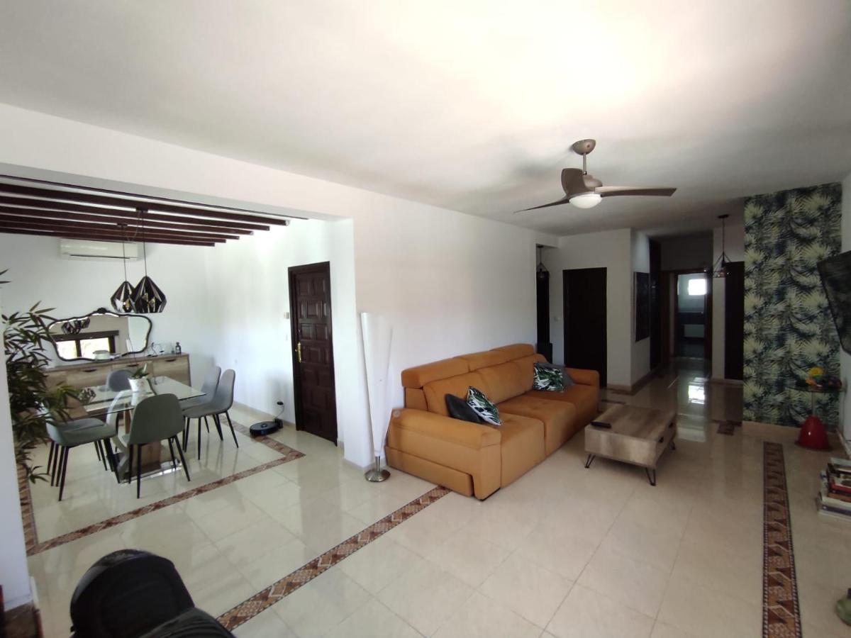 Villa Con Piscina A Un Paso De La Playa Benidorm Extérieur photo
