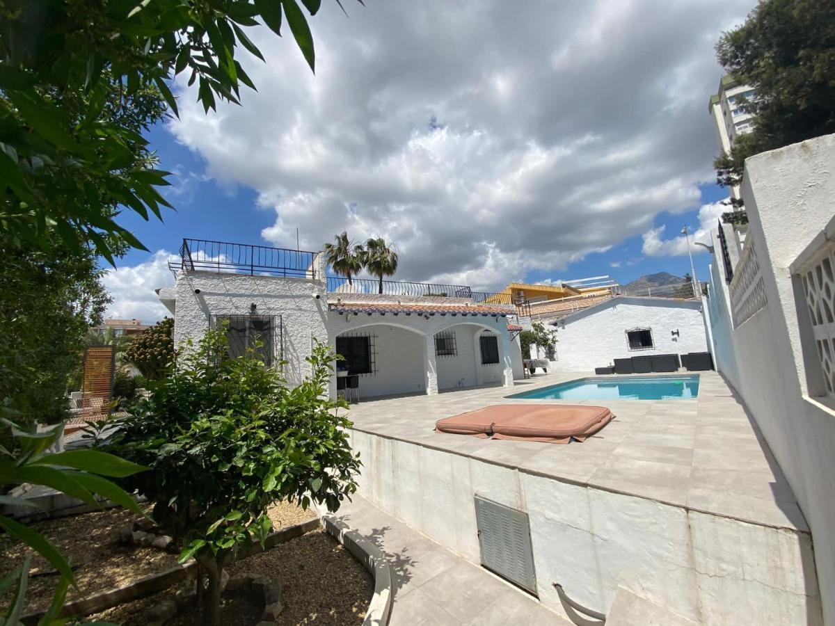 Villa Con Piscina A Un Paso De La Playa Benidorm Extérieur photo