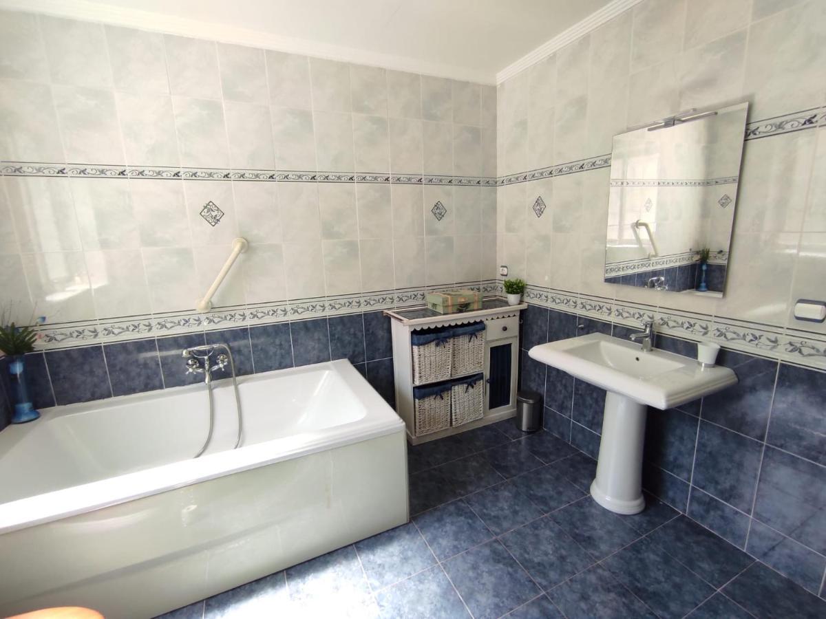 Villa Con Piscina A Un Paso De La Playa Benidorm Extérieur photo